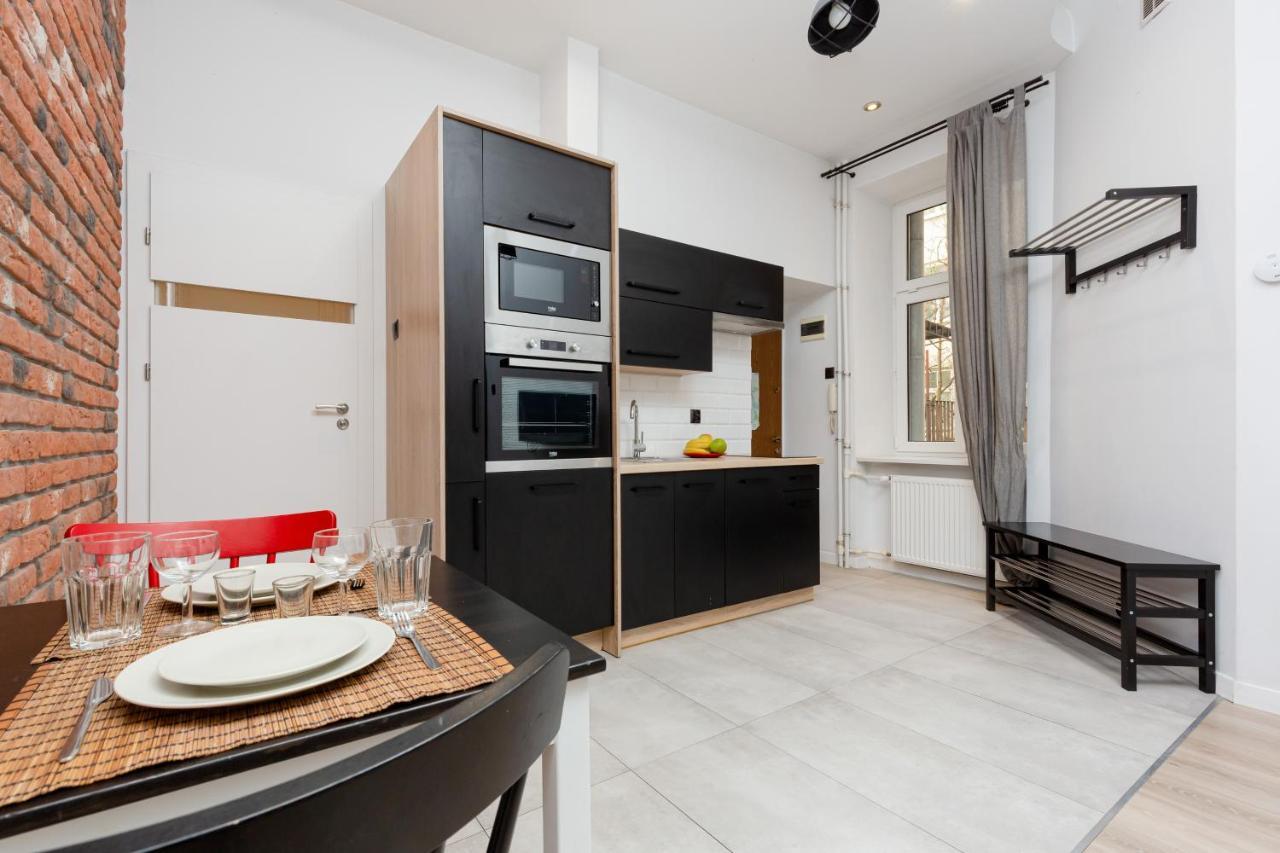 Downtown Studio Apartment Poznanska By Renters Varsavia Esterno foto